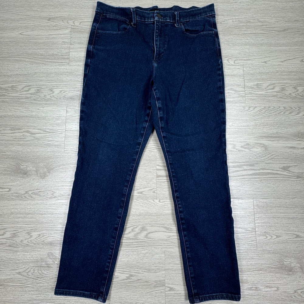 Uniqlo Women's Jeans Size 2 Dark Wash Blue 32x30 Stretch Denim Straight Leg